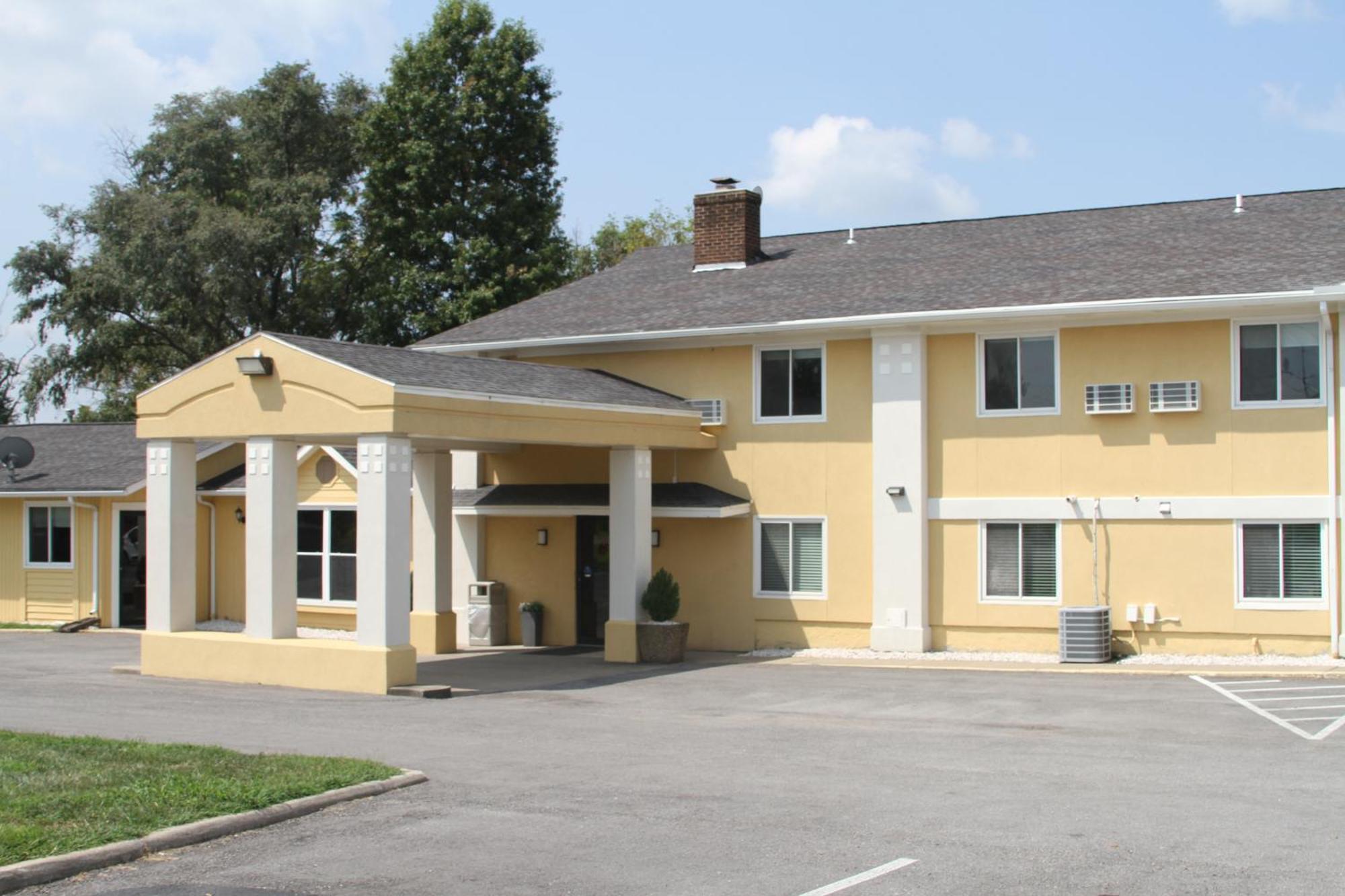 Super 8 By Wyndham Higginsville Esterno foto
