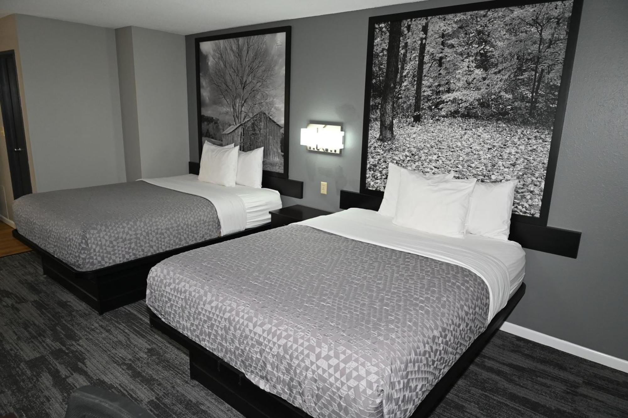 Super 8 By Wyndham Higginsville Esterno foto