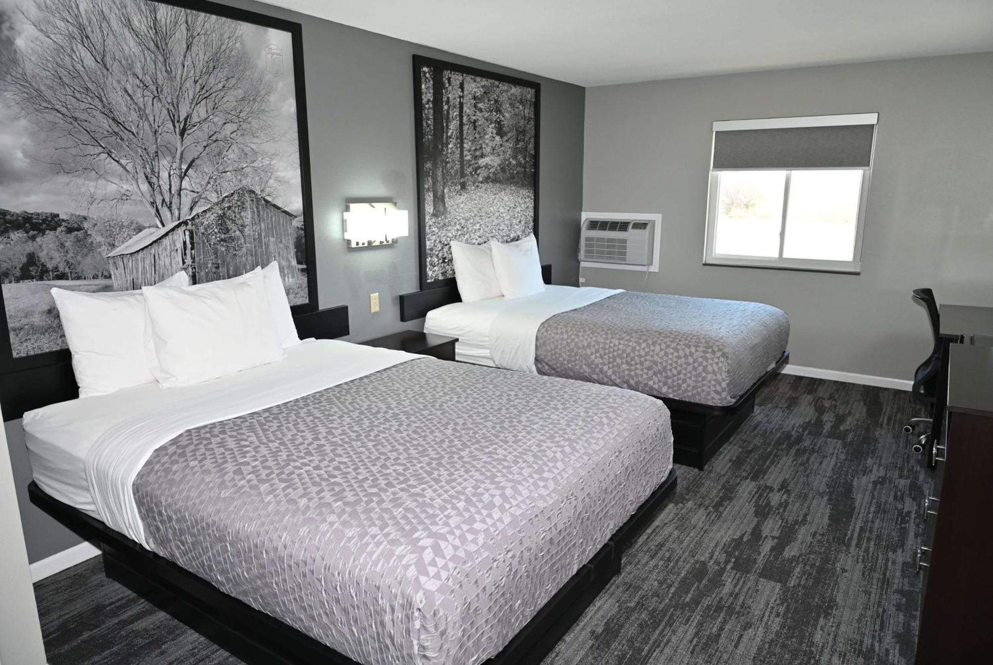 Super 8 By Wyndham Higginsville Esterno foto